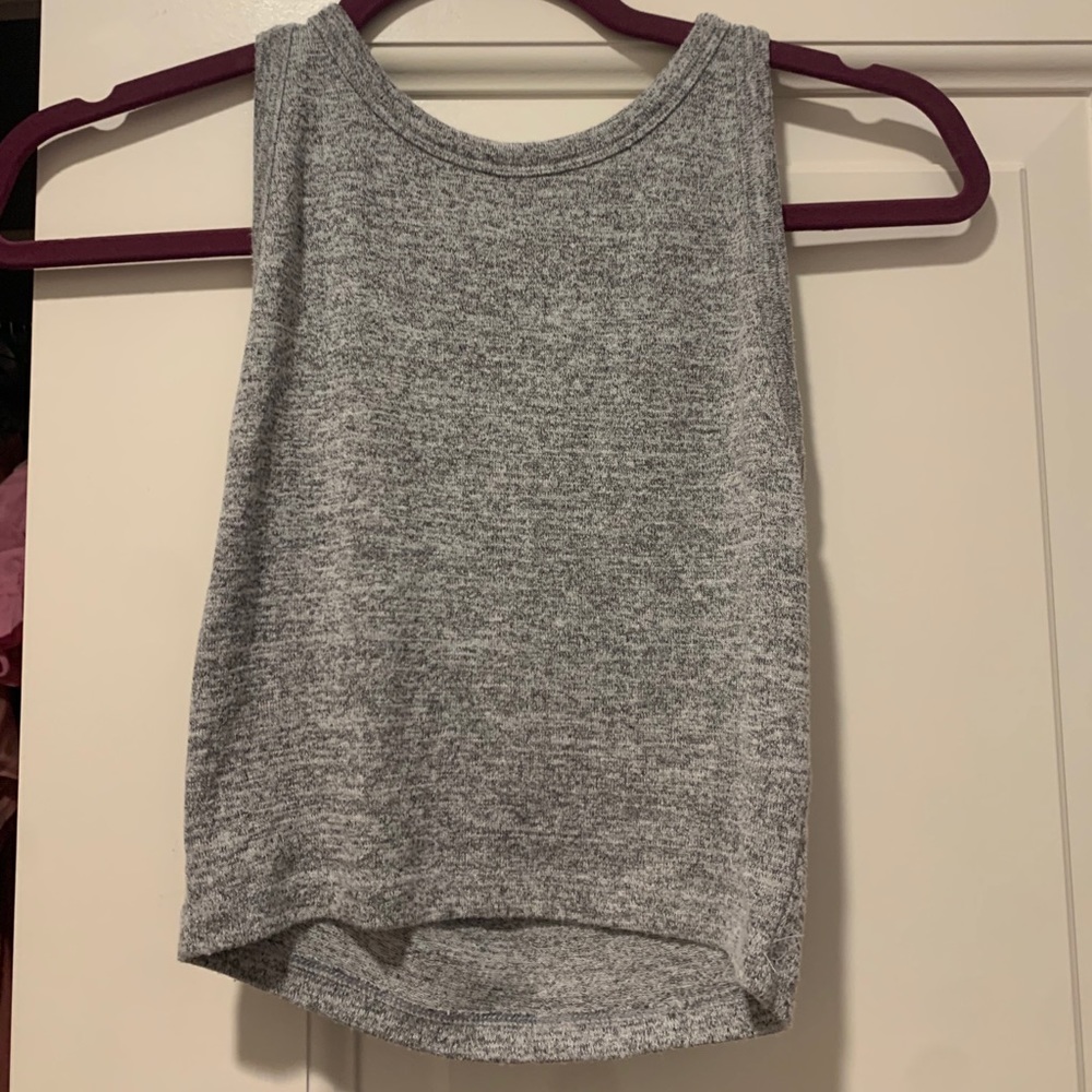 Aritzia Crop Grey top